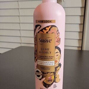 Suave Lush & Coily Moisturizing Conditioner - Soft Pink